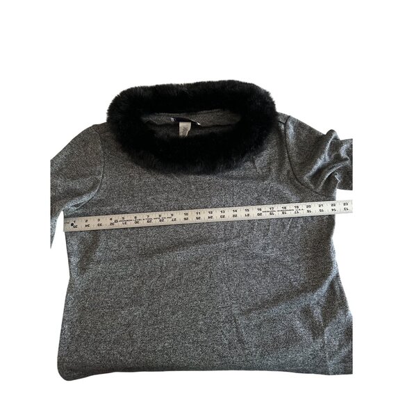Real Comfort Women’s Grey Top W/ Black Faux Fur Collar 3/4 Sleeves Size XL - Picture 5 of 6